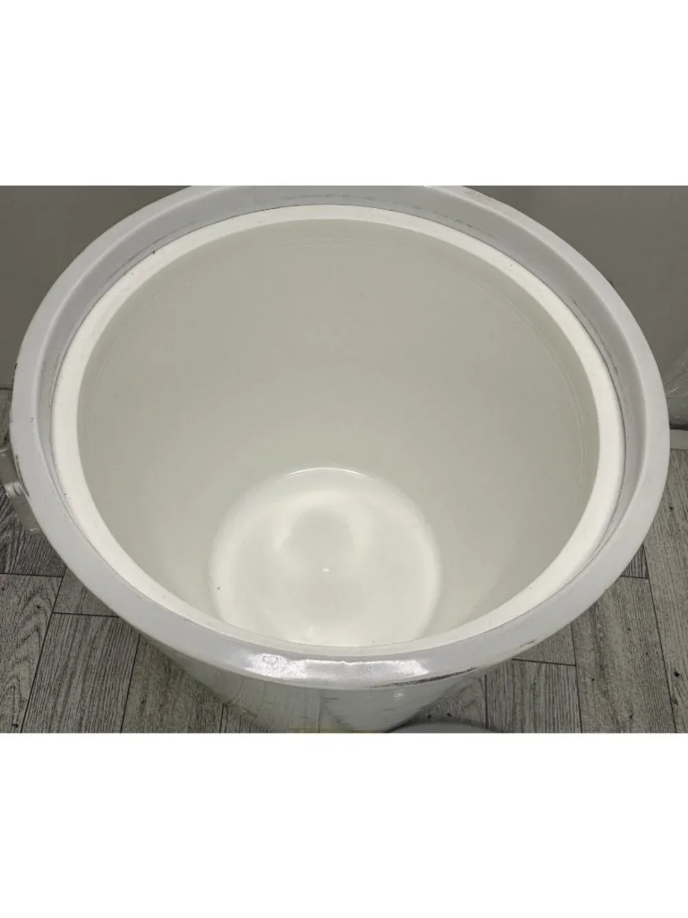 Vintage Vinyl Lemons & Limes Ice Bucket White Green & Yellow Acrylic Handle